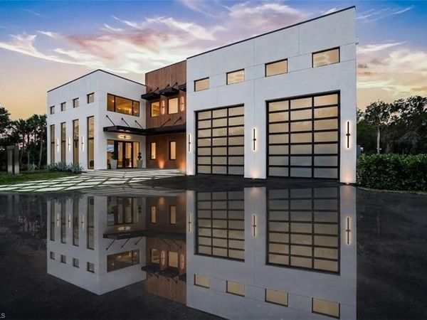 27100 Imperial PKWY, BONITA SPRINGS, FL 34135