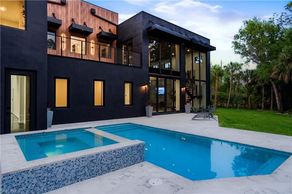 27100 Imperial Pkwy, Bonita Springs, FL 34135 Photo