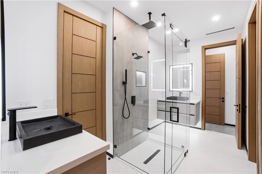 27100 Imperial Pkwy , Bonita Springs, FL 34135 Photo