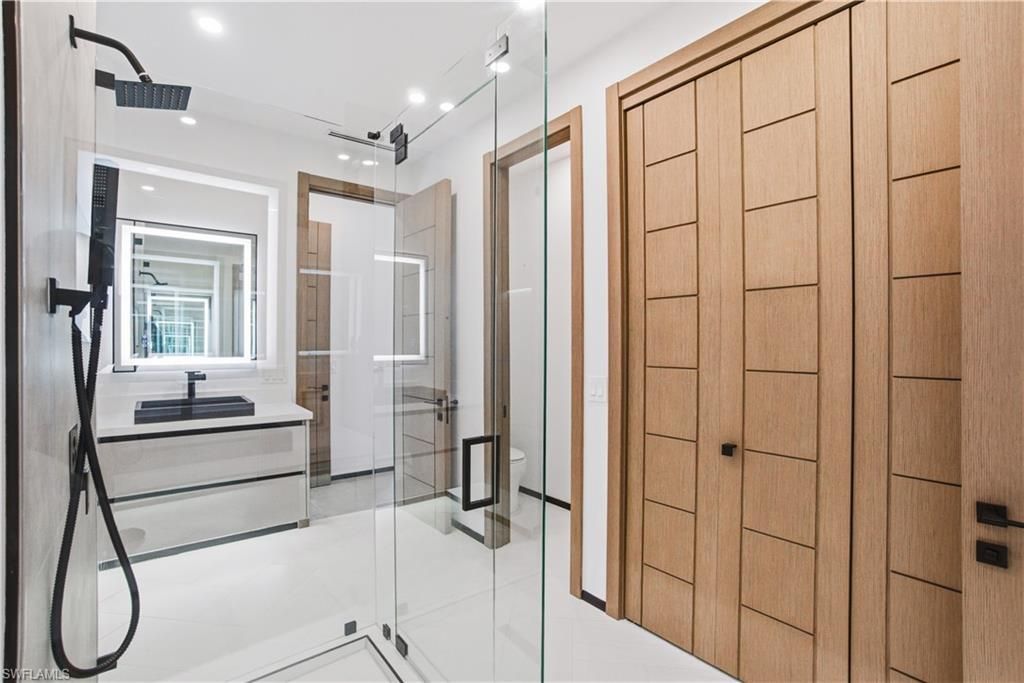 27100 Imperial Pkwy, Bonita Springs, FL 34135 Photo