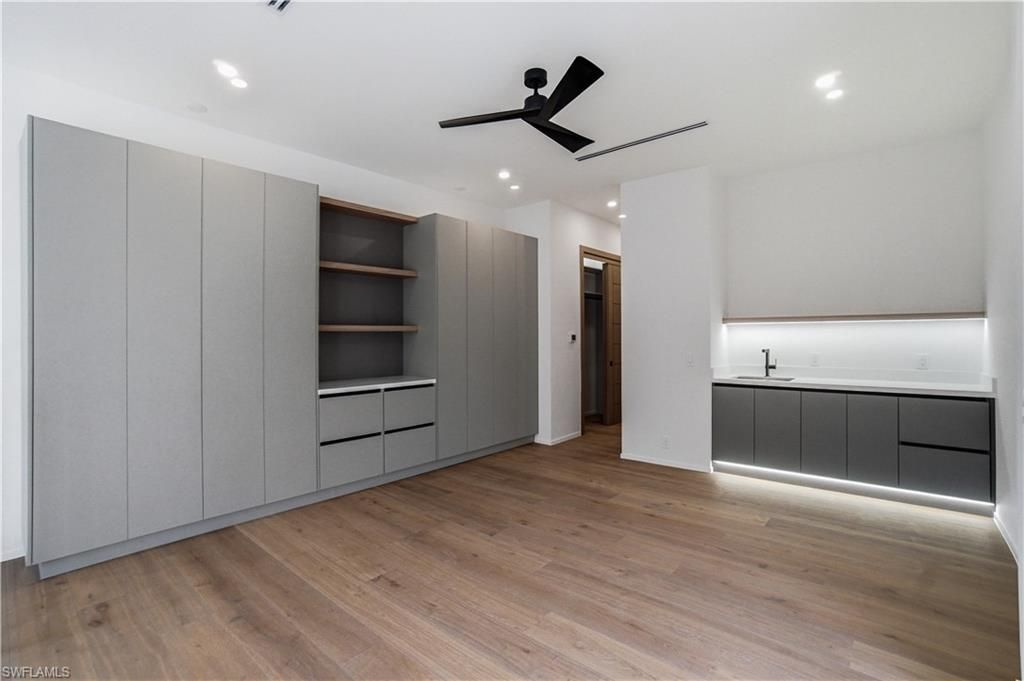 27100 Imperial Pkwy, Bonita Springs, FL 34135 Photo