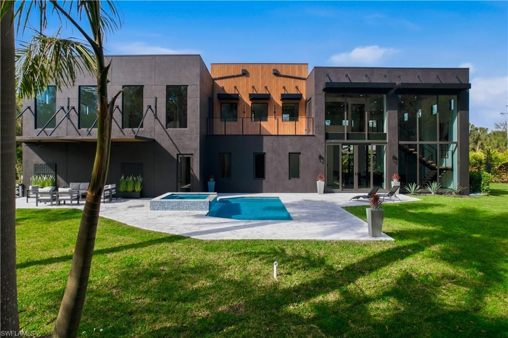 27100 Imperial Pkwy, Bonita Springs, FL 34135 Photo