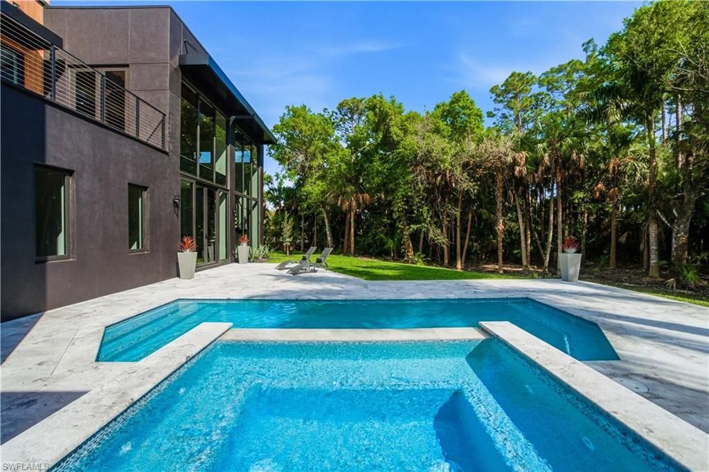 27100 Imperial Pkwy, Bonita Springs, FL 34135 Photo