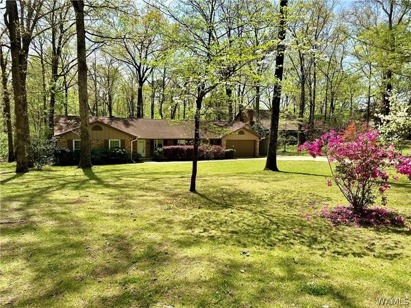 64 Cherokee Hills, Tuscaloosa, AL 35404
