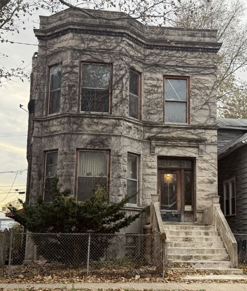 7408 S Maryland Avenue, Chicago, IL 60619 Main Photo