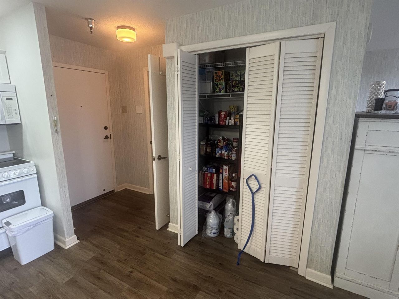 5001 Little River Rd. Photo 8