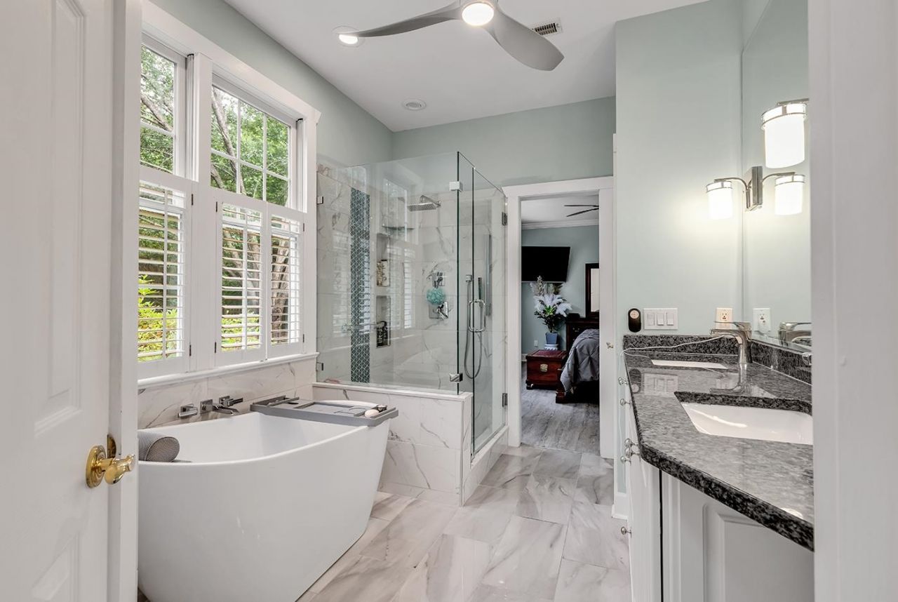 376 Congressional Dr. Photo 15