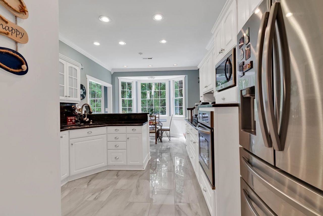 376 Congressional Dr. Photo 16