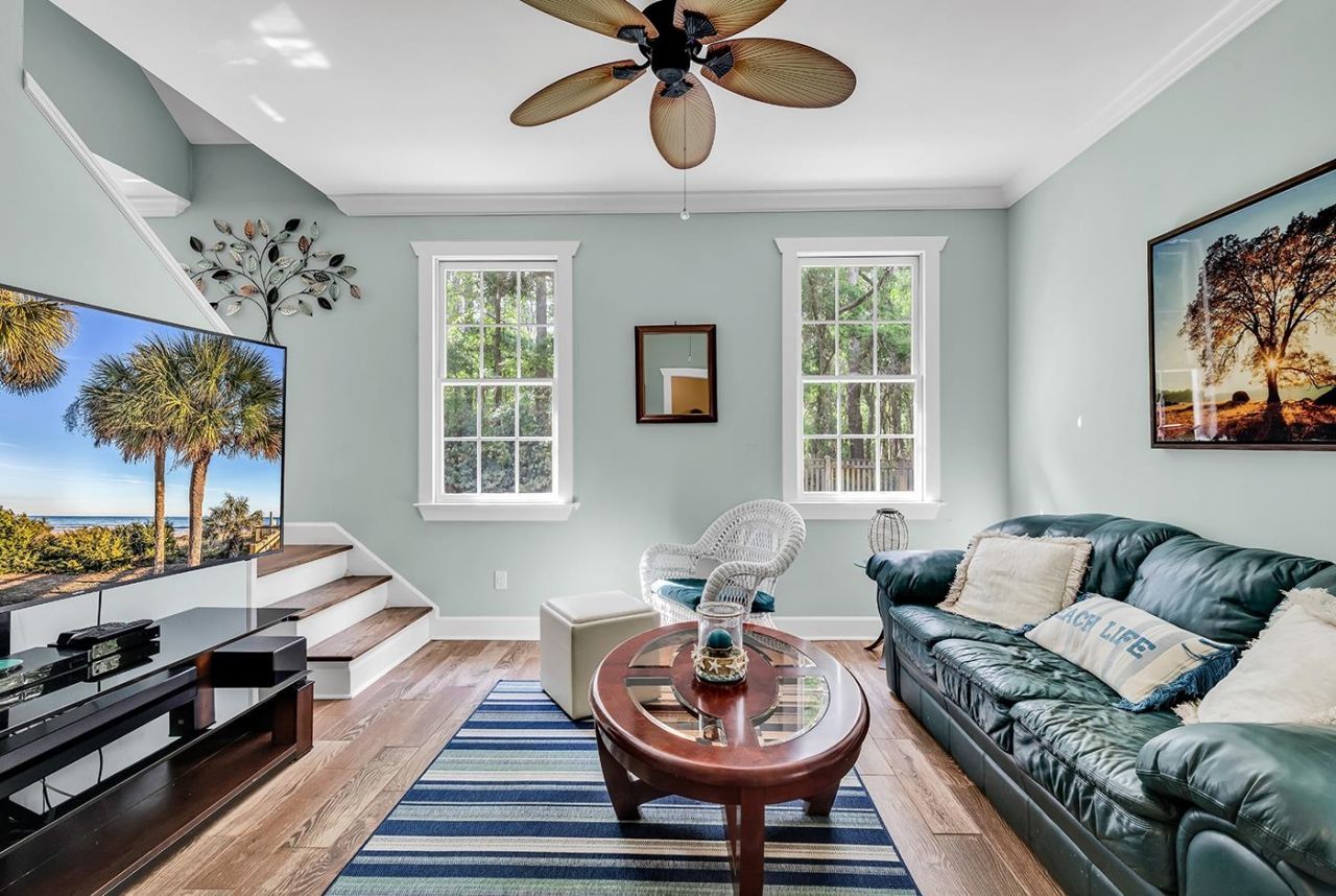 376 Congressional Dr. Photo 22