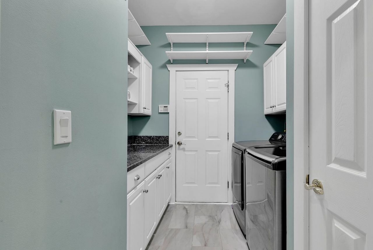 376 Congressional Dr. Photo 26