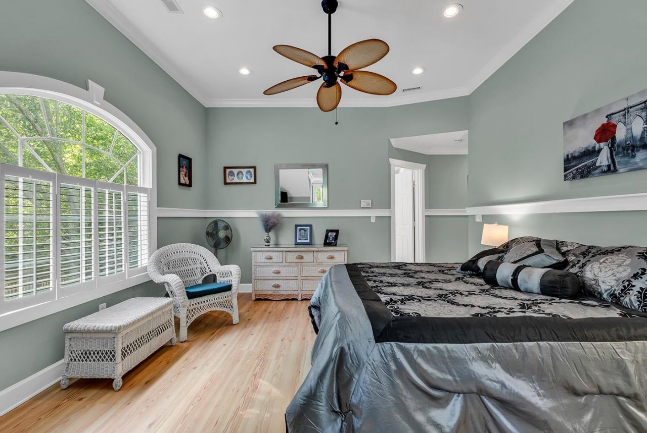 376 Congressional Dr. Photo 33