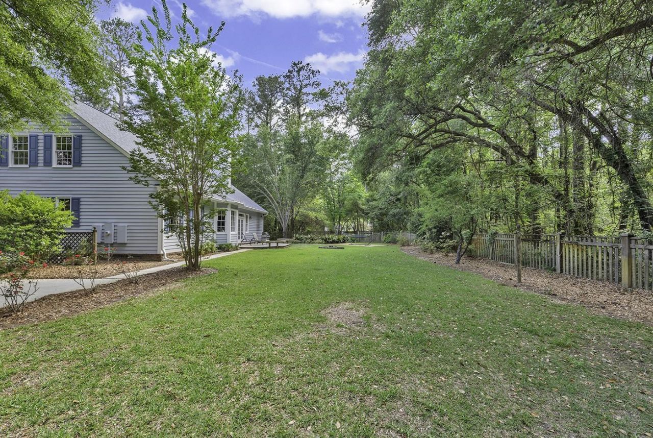 376 Congressional Dr. Photo 38