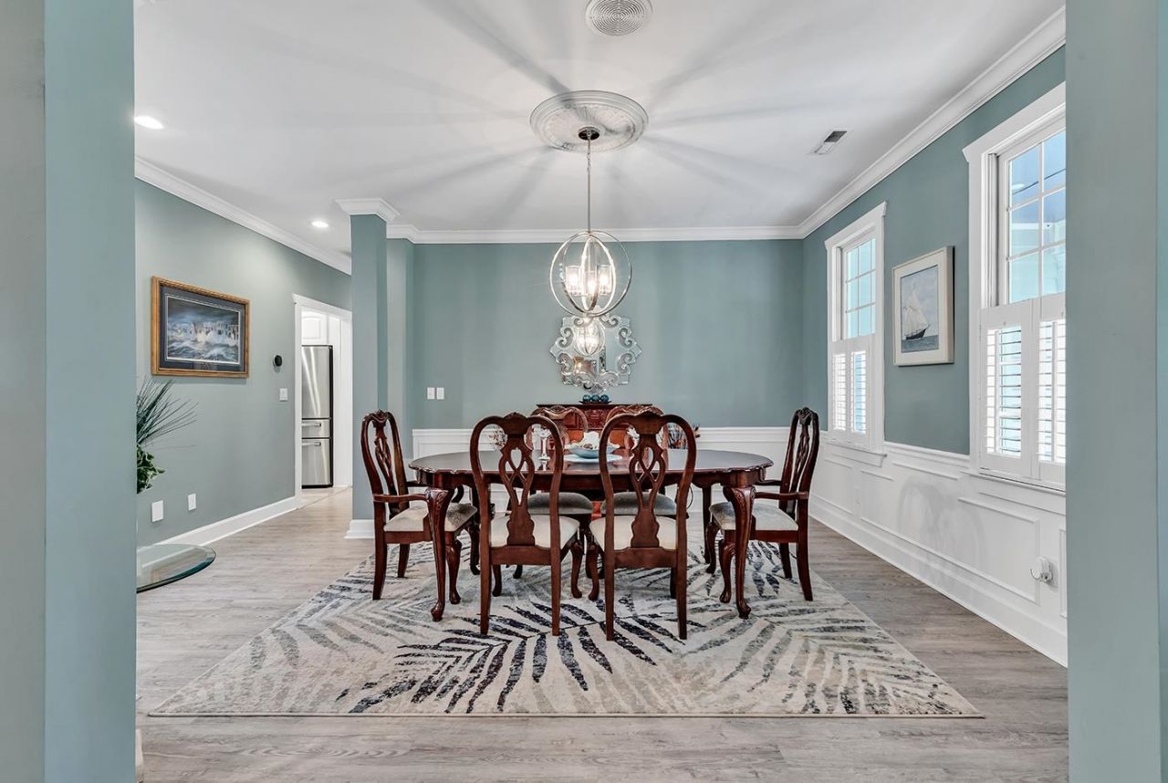 376 Congressional Dr. Photo 6