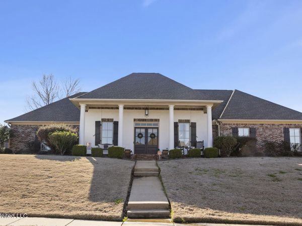 300 Deer Hollow, Brandon, MS 39047