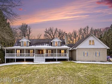 11661 Shaffer Road, Springfield Twp, MI 48350