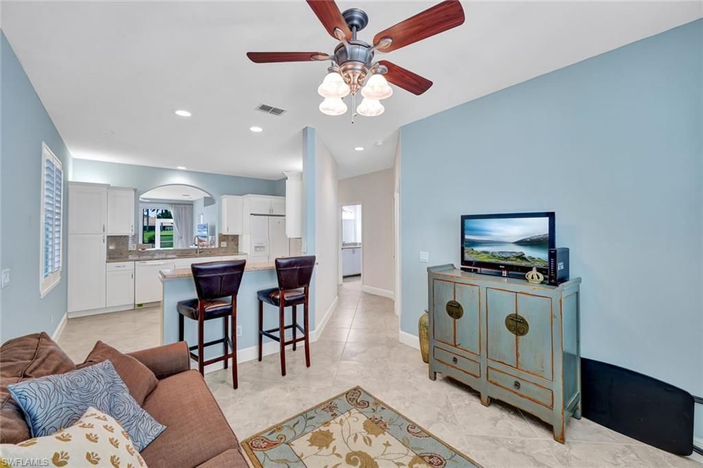 5945 Sand Wedge Ln, Unit 1003, Naples, FL 34110 Photo