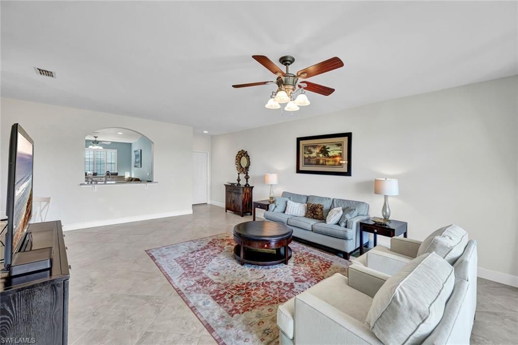 5945 Sand Wedge Ln, Unit 1003, Naples, FL 34110 Photo