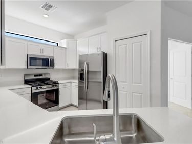 19600 Hinkley DR , ESTERO, FL 33928