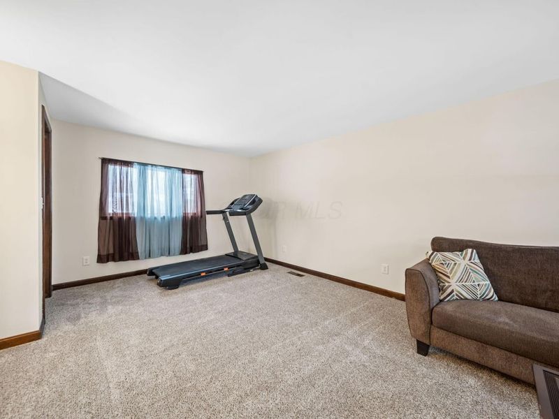 2196 Ferris Road, Columbus, OH 43224 Photo 11