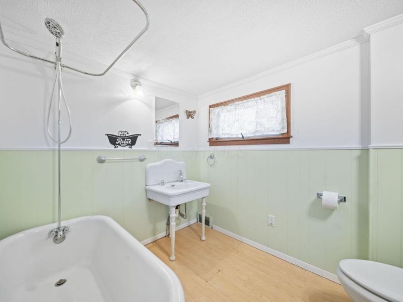 2196 Ferris Road, Columbus, OH 43224 Photo 18