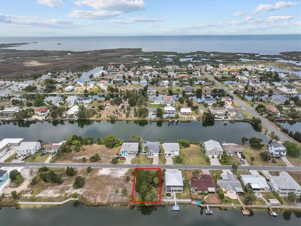 3254 AZALEA DRIVE , HERNANDO BEACH, FL 34607