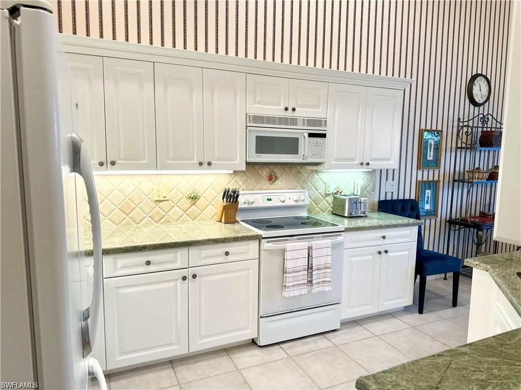 27080 Lake Harbor Ct, Unit 202, Bonita Springs, FL 34134 Photo