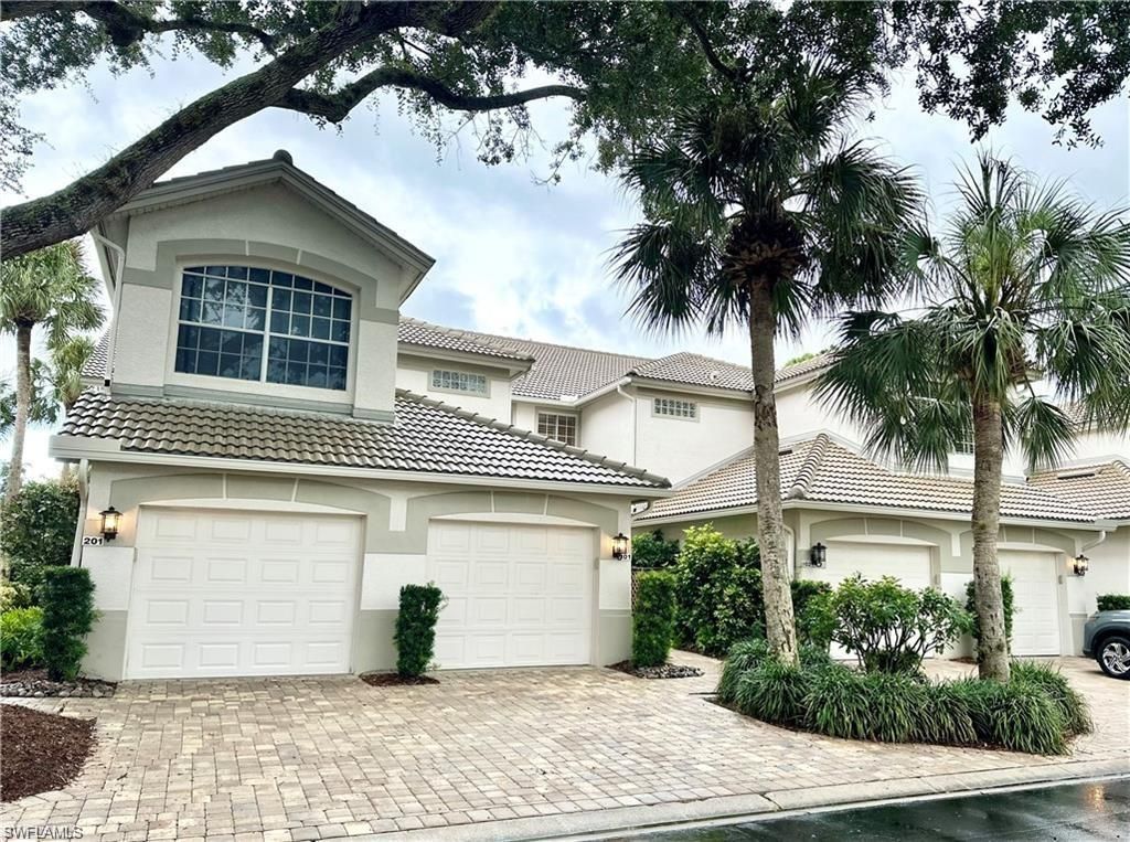 27080 Lake Harbor Ct, Unit 202, Bonita Springs, FL 34134 Photo