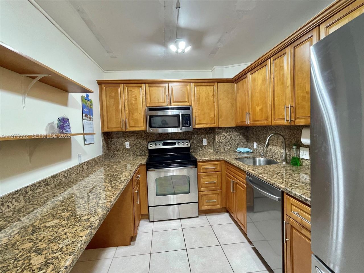 100 Bayview Dr, Unit 1106, Sunny Isles Beach, FL 33160 Photo