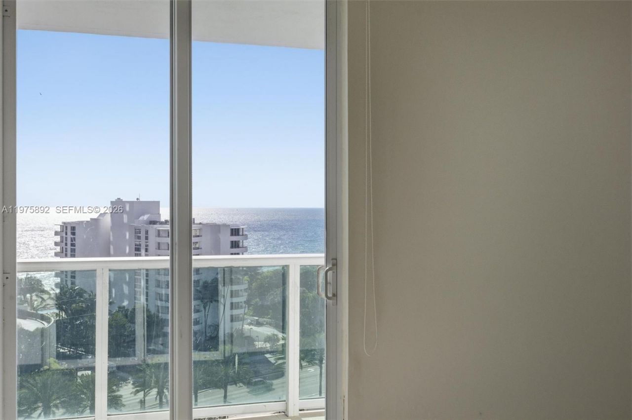 100 Bayview Dr, Unit 1106, Sunny Isles Beach, FL 33160 Photo