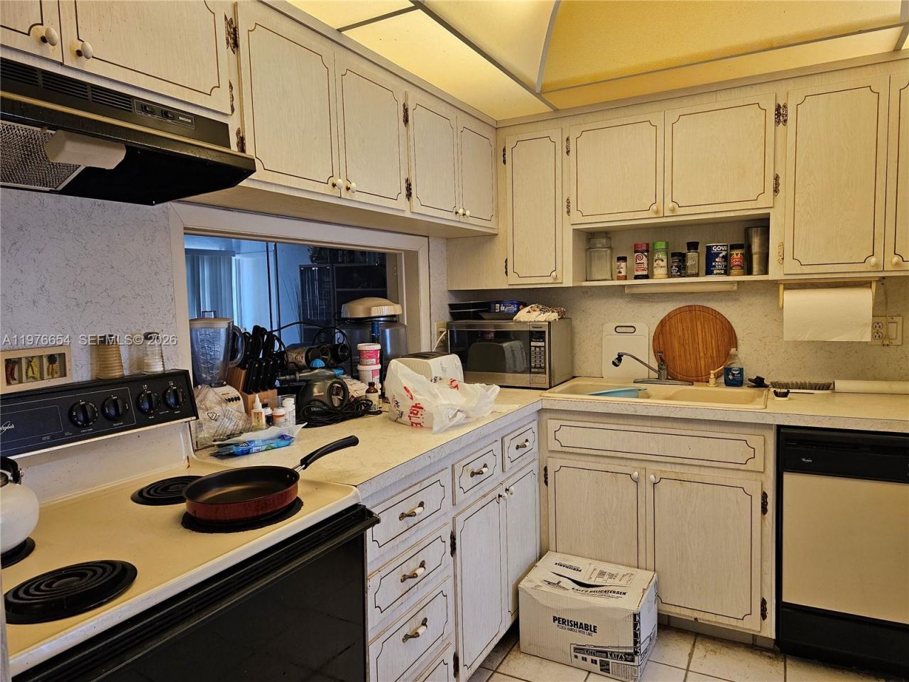 330 SE 2nd St, Unit 403H, Hallandale Beach, FL 33009 Photo