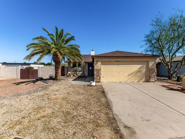 14611 N 40TH Place, Phoenix, AZ 85032