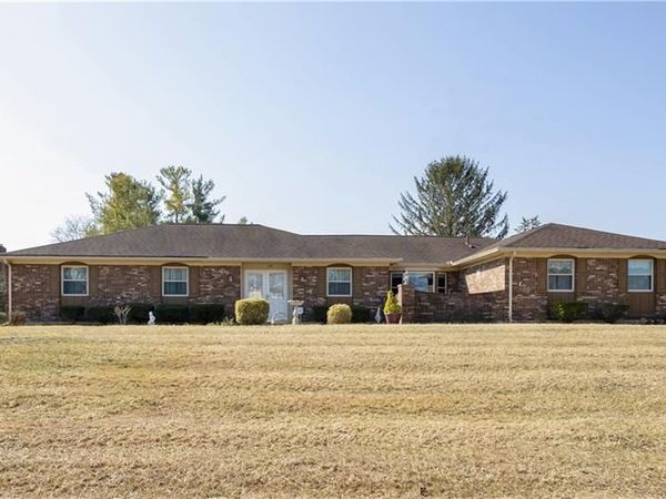 139 Cambria Drive, Beavercreek, OH 45440