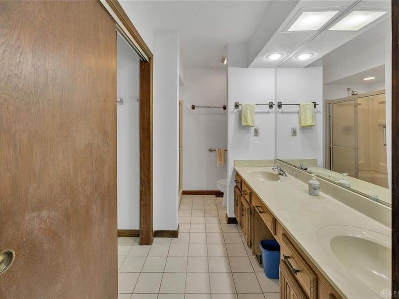 139 Cambria Drive, Beavercreek, OH 45440 Photo 17