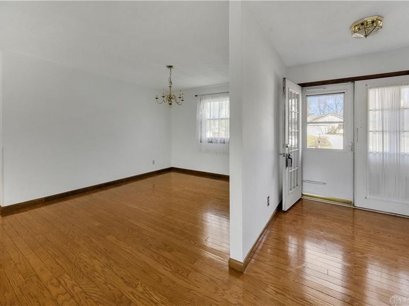 139 Cambria Drive, Beavercreek, OH 45440 Photo 22