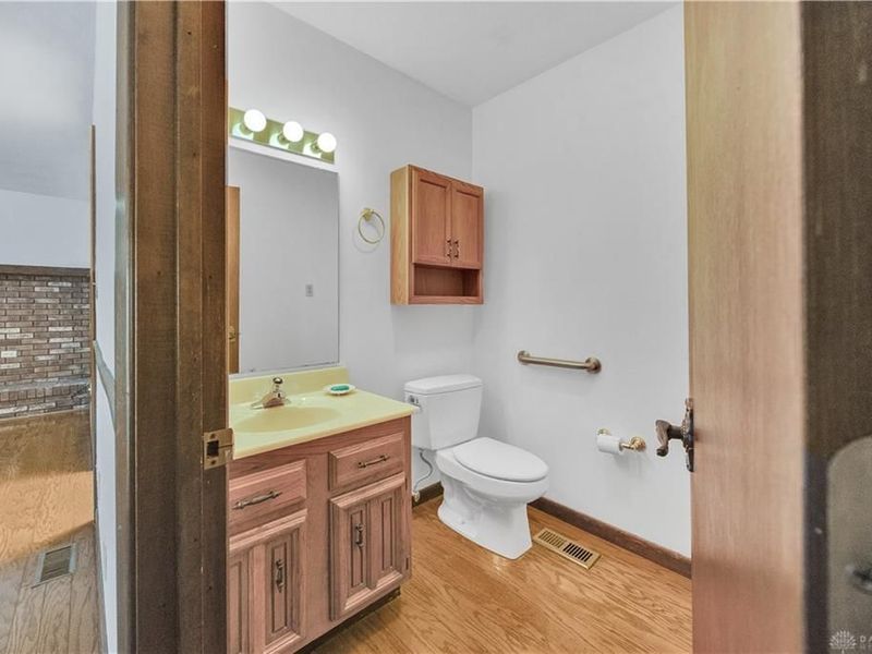 139 Cambria Drive, Beavercreek, OH 45440 Photo 26