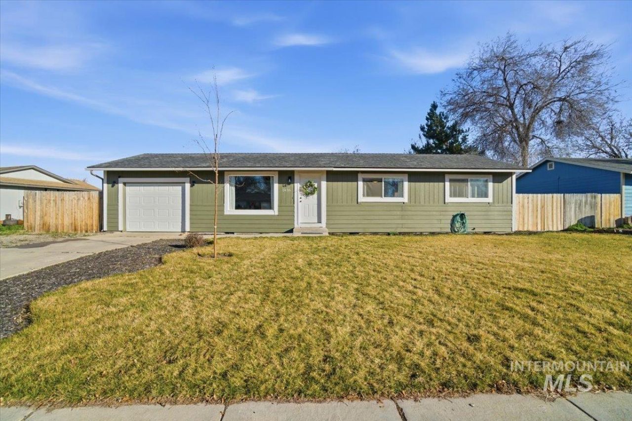 1436 Washington St, Meridian, ID 83642 Main Photo