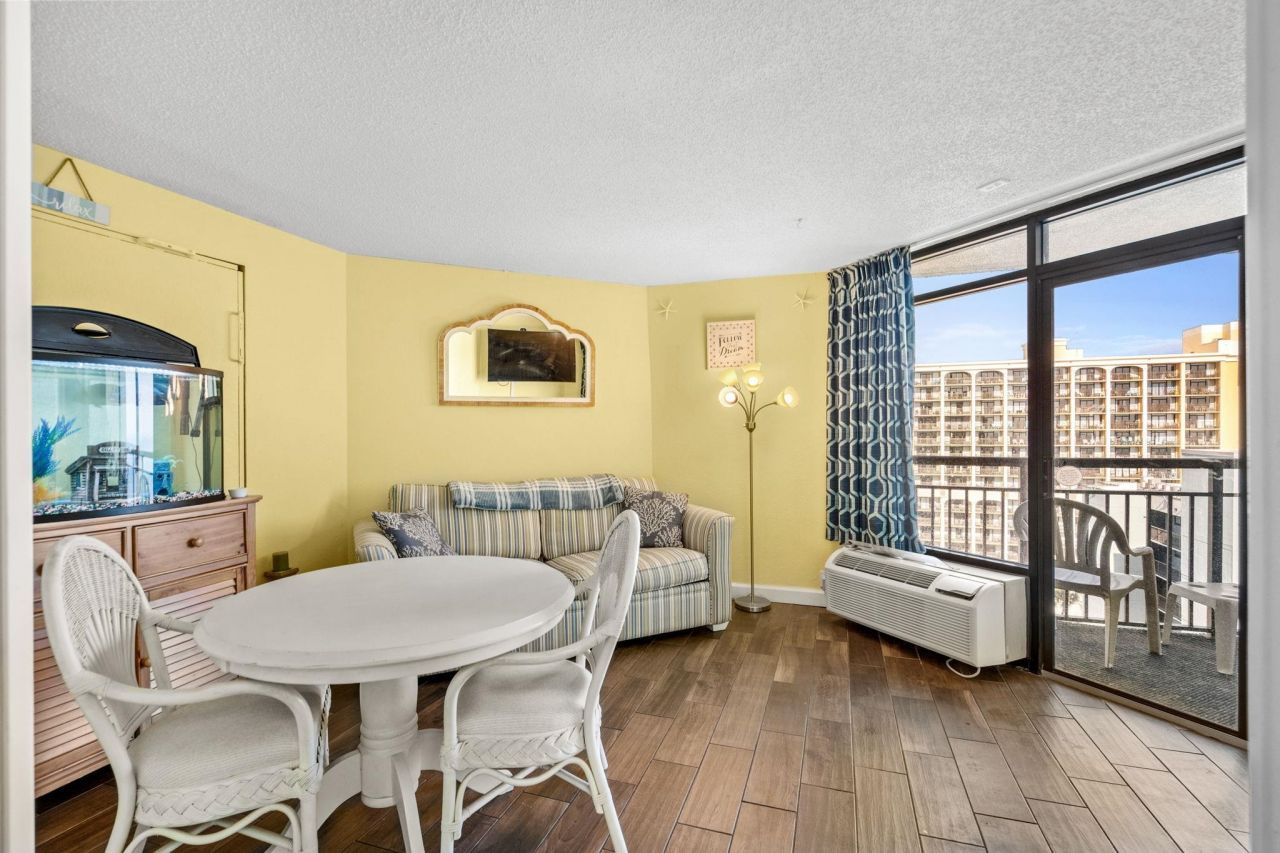 6804 N Ocean Blvd. Photo 5