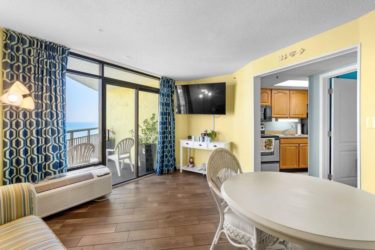 6804 N Ocean Blvd. Photo 7