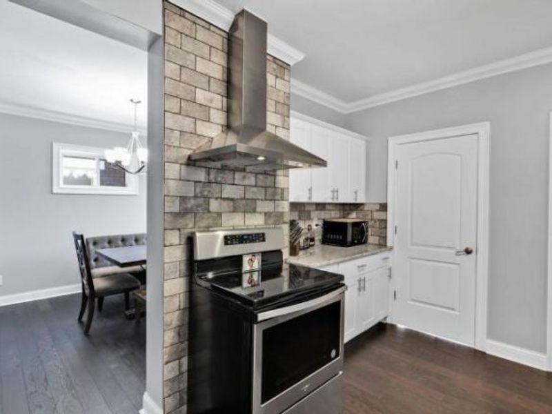 827 S 22nd Street , Columbus, OH 43206 Photo 5