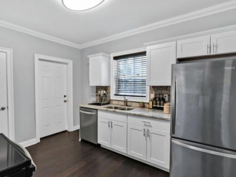 827 S 22nd Street , Columbus, OH 43206 Photo 7