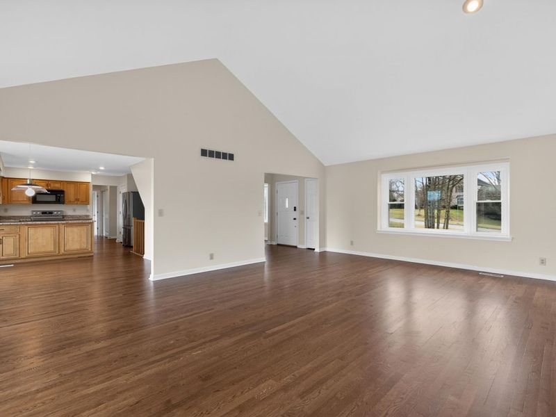 9754 Windsor Way, Florence, KY 41042 Photo 14