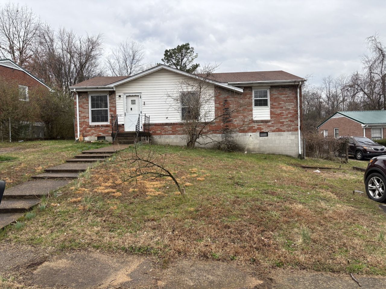 683 Shelton Ct , Clarksville, TN 37040 Main Photo