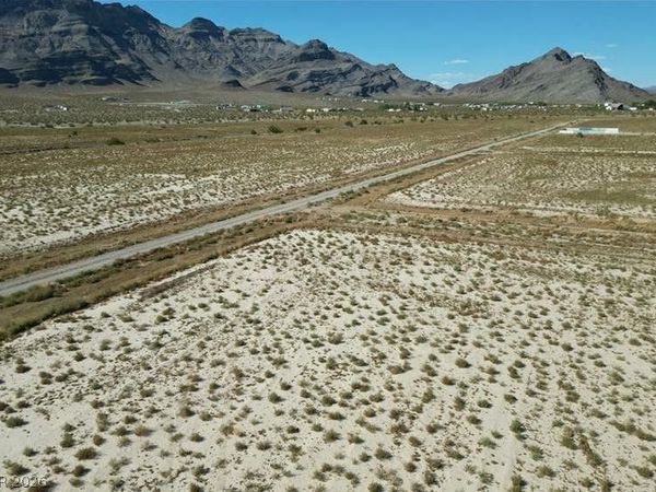 6171 N Cloud Avenue , Pahrump, NV 89060