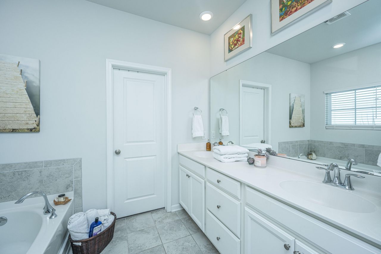 5081 Catfish Loop Photo 13