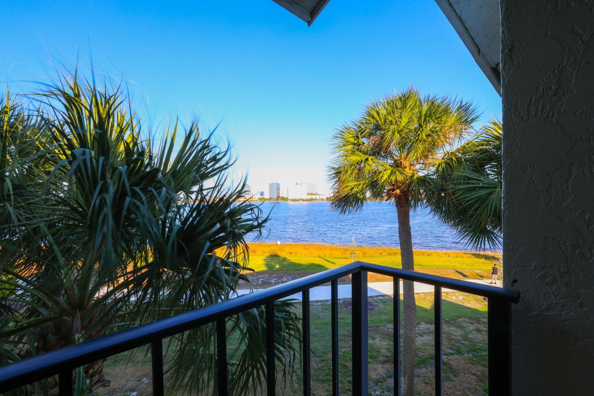 760 Executive Drive, Unit 34, West Palm Beach, FL 33401 Photo