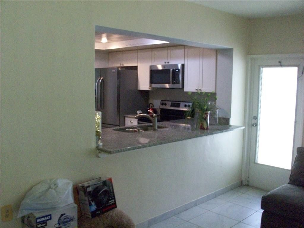 5039 NW 42 Street, Lauderdale Lakes, FL 33319 Photo