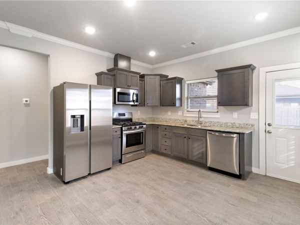 402 Barbet , Centerton, AR 72719