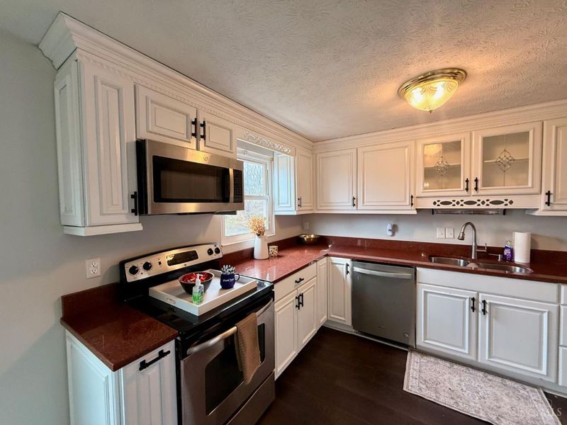 236 Fairborn Drive, Hamilton, OH 45013 Photo 4