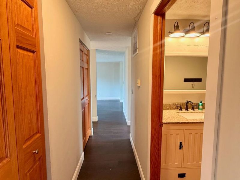 236 Fairborn Drive, Hamilton, OH 45013 Photo 8