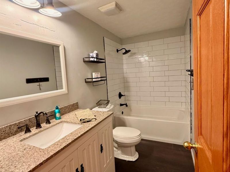 236 Fairborn Drive, Hamilton, OH 45013 Photo 9